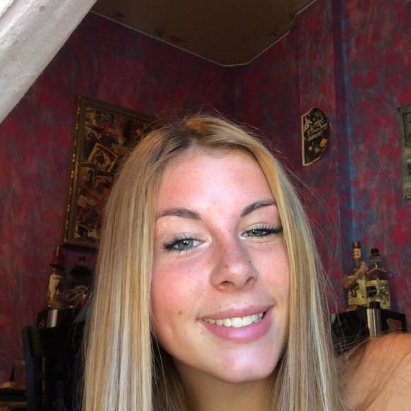 Meet your Posher, Trinity - Picture 1 of 1